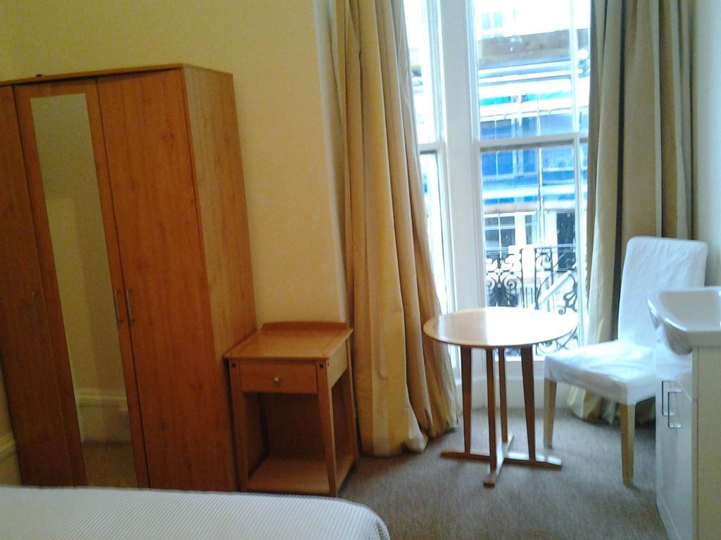 Sterling House Hotel Истбурн Номер фото